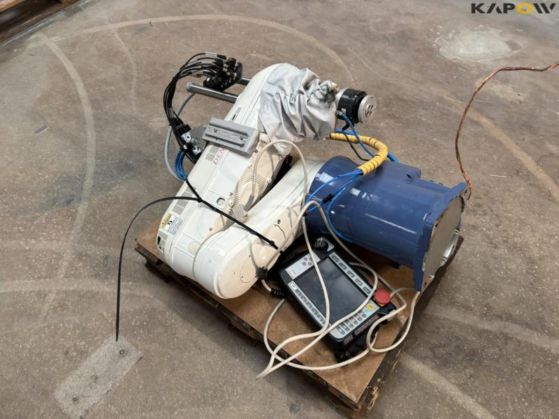 Denso HM-40853-M robot arm 6