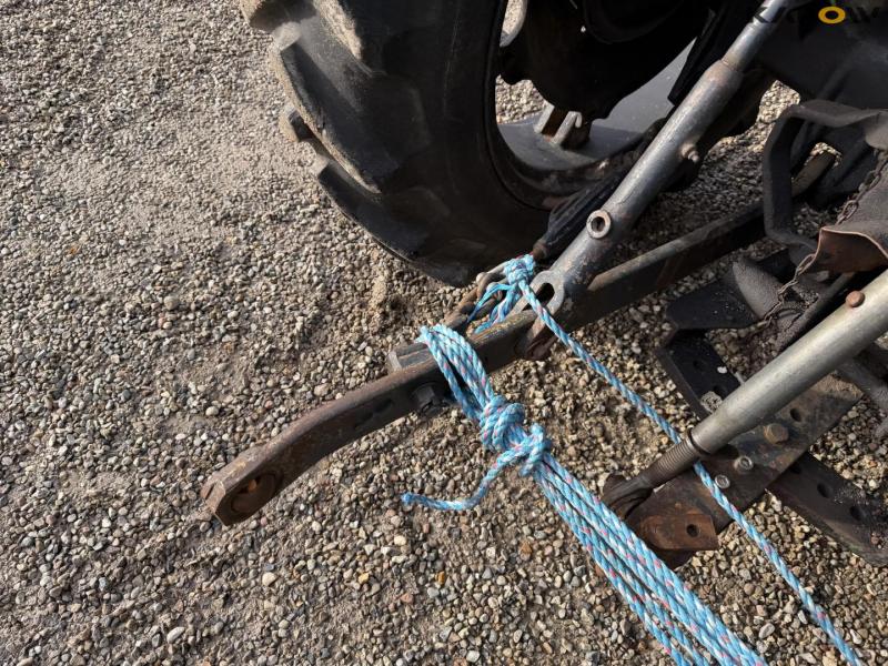 Deutz 5006 tractor 27