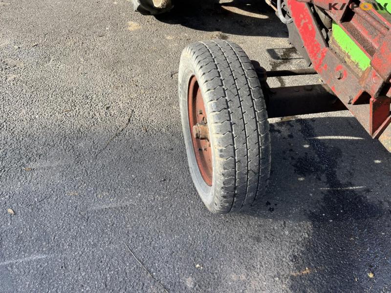 Deutz D4006 front loader tractor 18