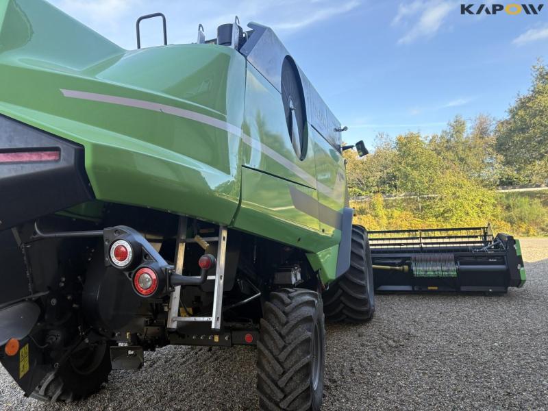 Deutz Fahr C9306 TS combine harvester 5