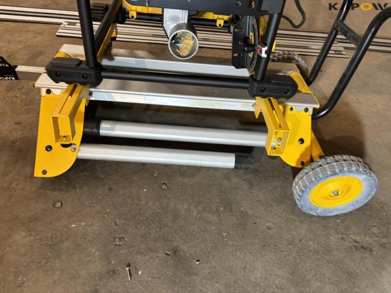 Dewalt DWE 7485-QS table saw + guide rails 17