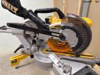 Dewalt miter saw on battery 5