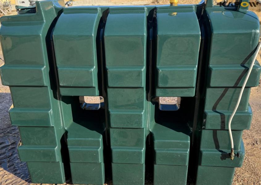 Diesel tank 1225 liters 1