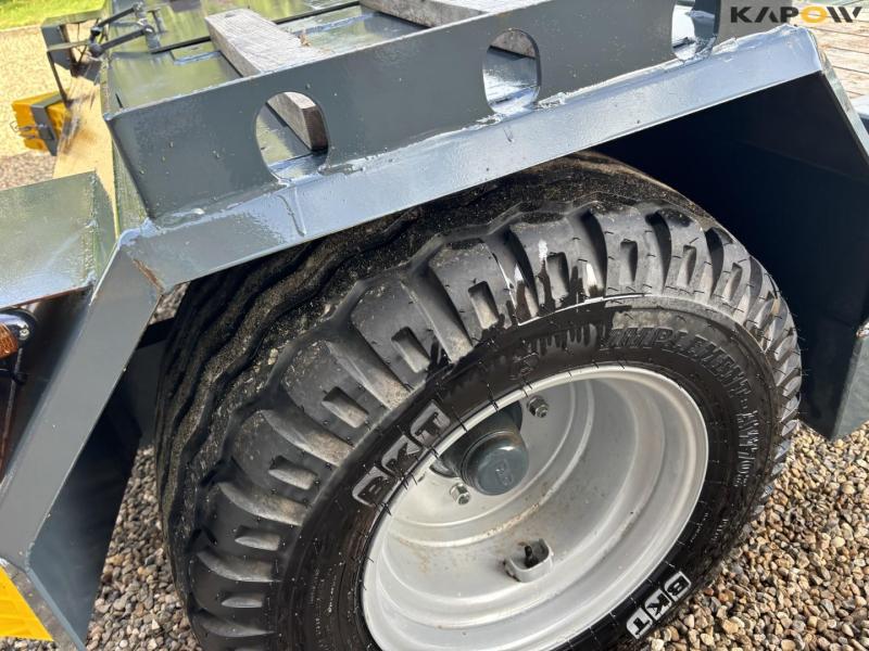 Dinapolis LL9 machine trailer 26