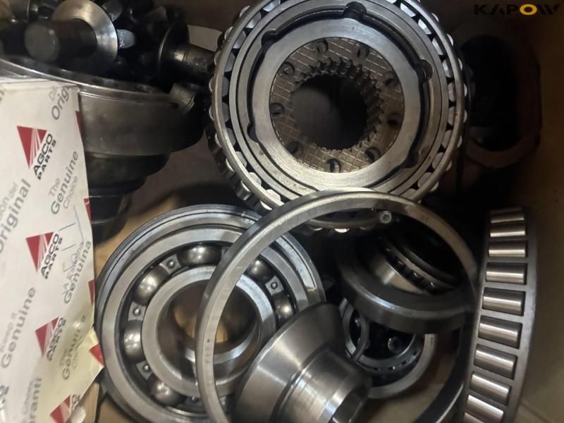 Various Agco spare parts 39