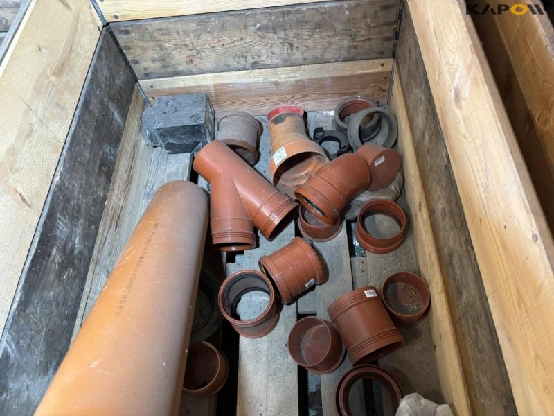 Miscellaneous construction equipment 31