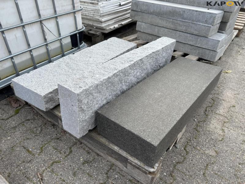 Various paving stones 53