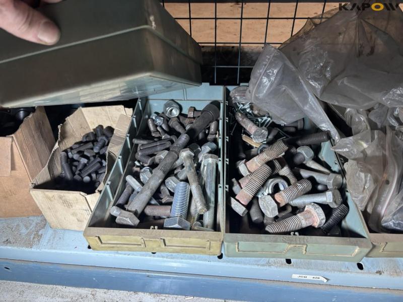 Miscellaneous bolts 20