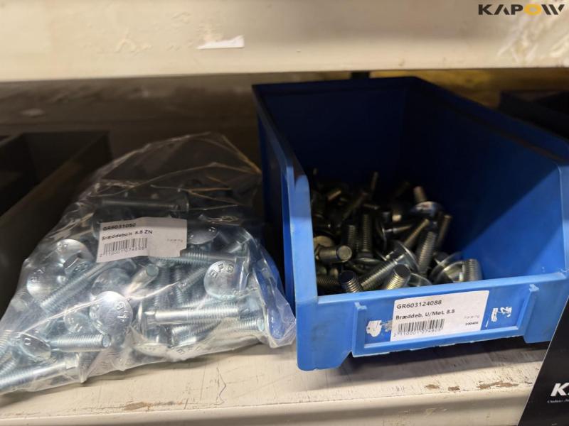 Miscellaneous bolts 40