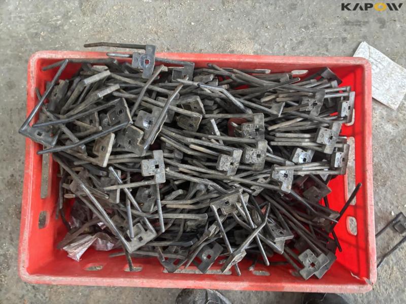Various parts for New Holland combine harvester 57