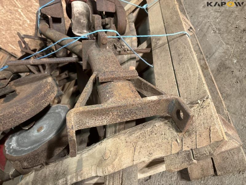 Miscellaneous parts 8