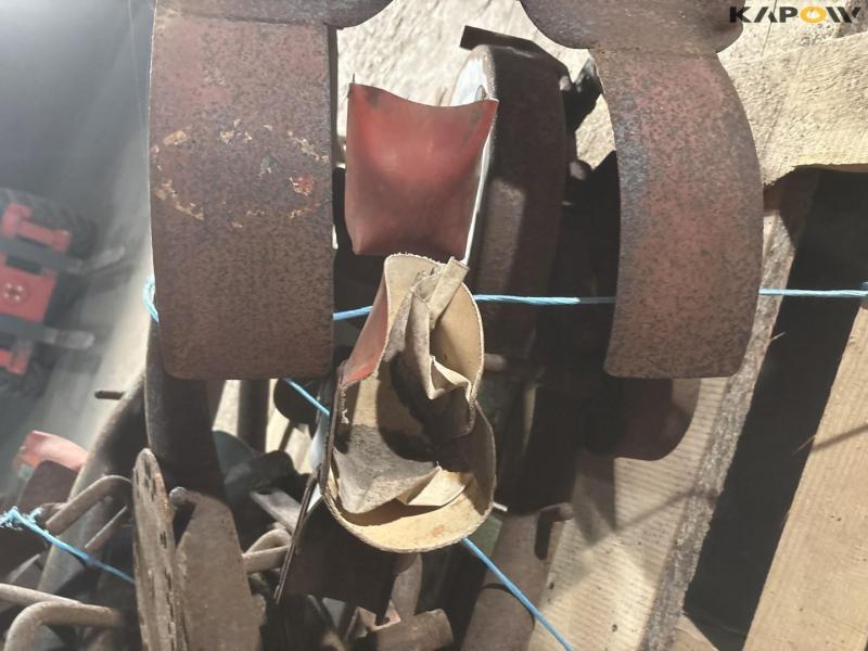 Miscellaneous parts 15