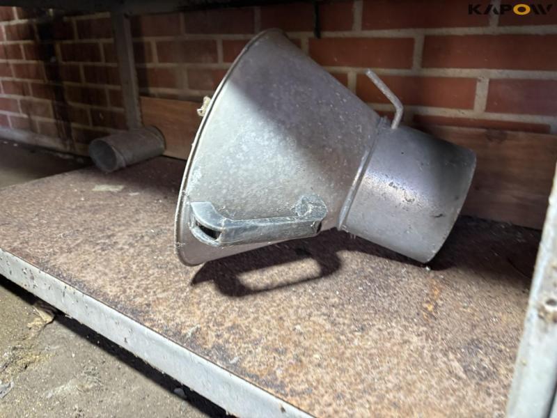 Miscellaneous parts 24