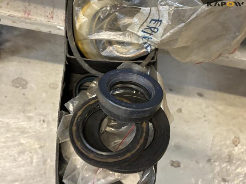 Miscellaneous parts 240