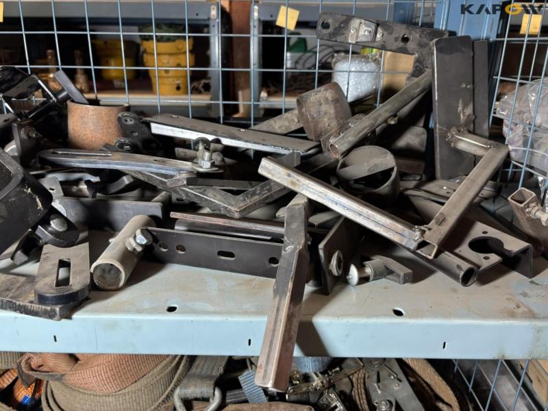 Miscellaneous parts 22