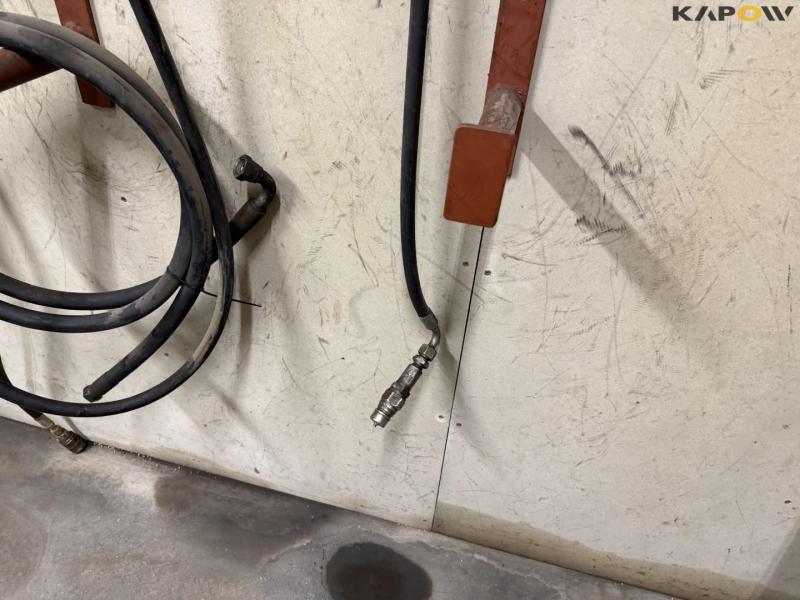 Various hydraulic parts 30