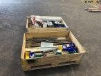Various hydraulic equipment / Tank 4