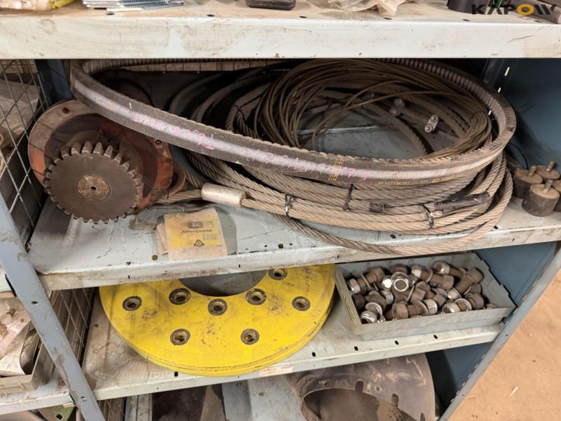 Various John Deere/Claas combine harvester spare parts 64