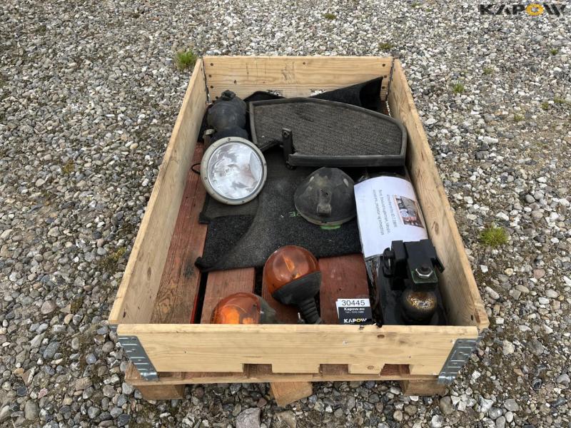 Various John Deere equipment 4