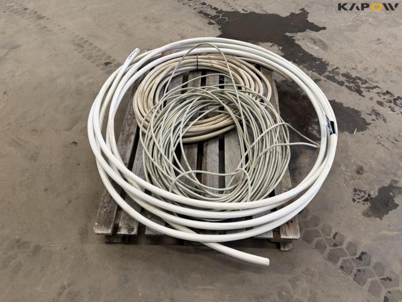 Miscellaneous cables 4