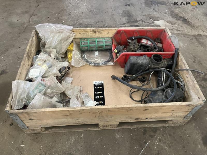 Various field sprayer spare parts 6
