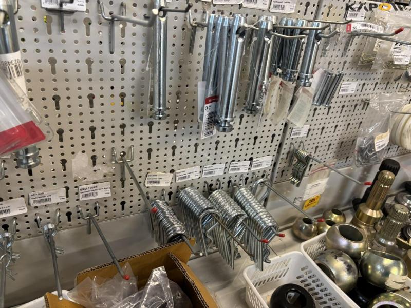 Miscellaneous machinery equipment 33