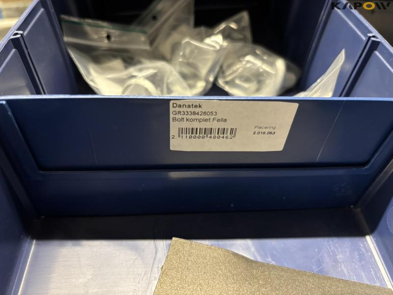 Various spare parts - new 124