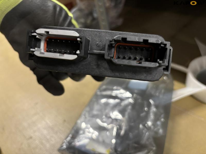 Various spare parts - new 213