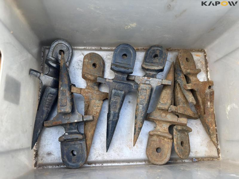 Various spare parts 3