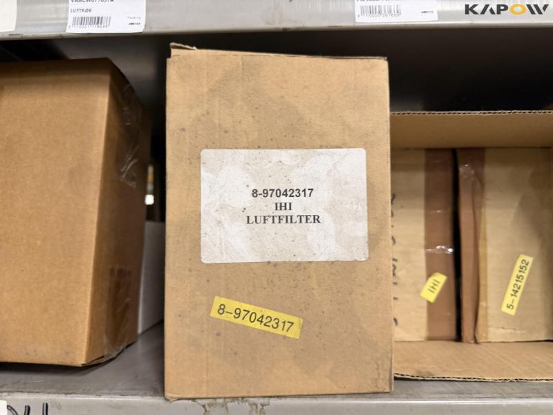 Various spare parts 18