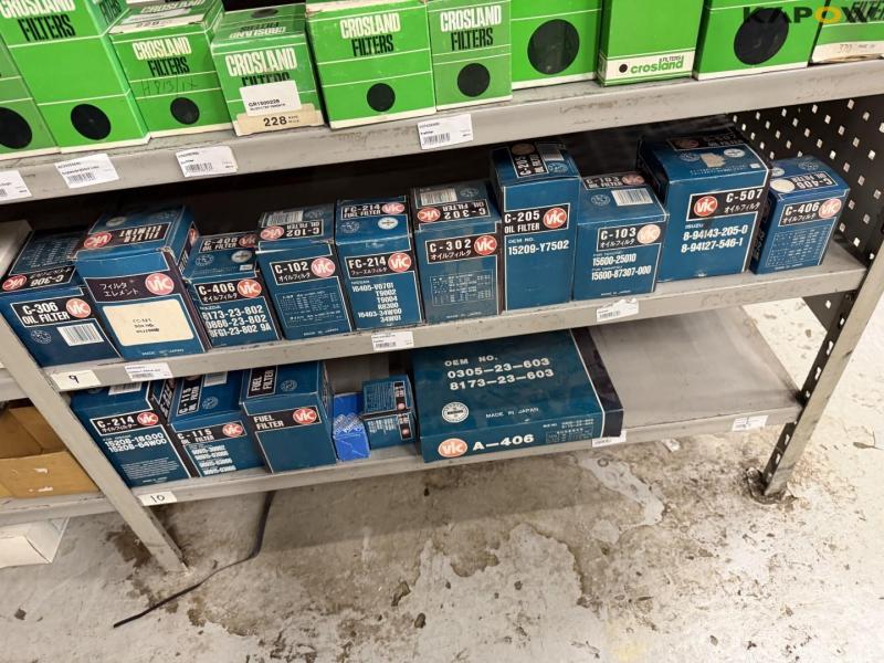 Various spare parts 33