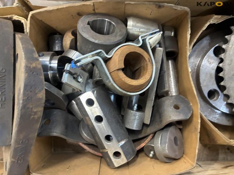 Various spare parts 25