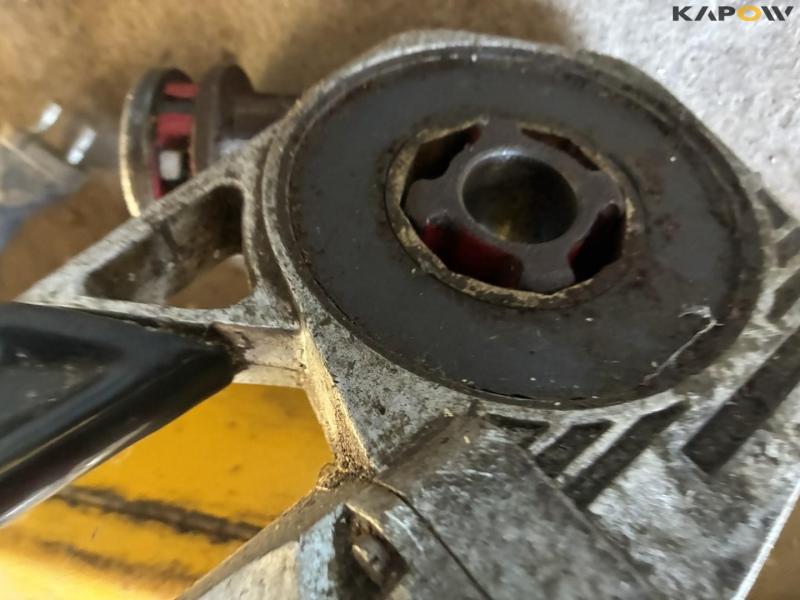 Various pipe thread cutters 24