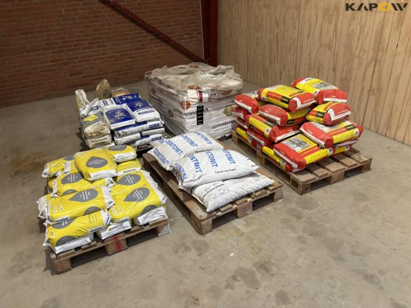 Miscellaneous sack goods 2
