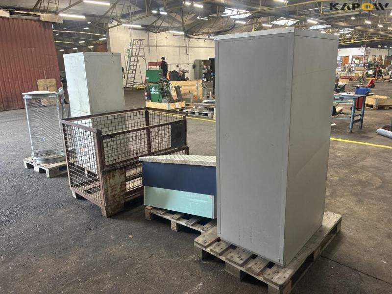 Various cabinets / cages 4
