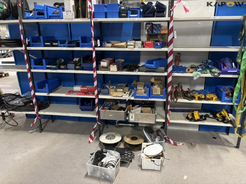 Various screws and bolts 1