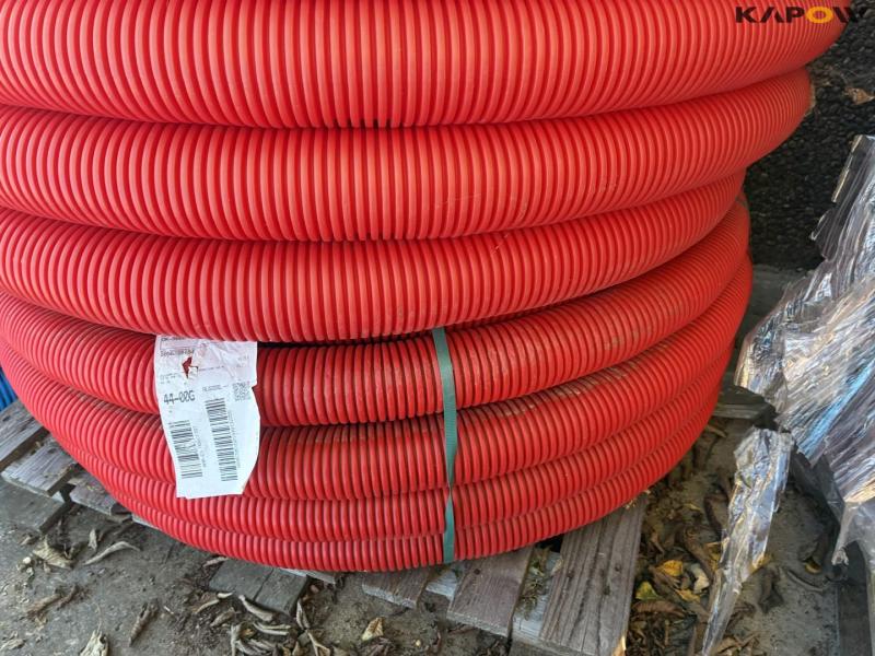 Various hoses 24