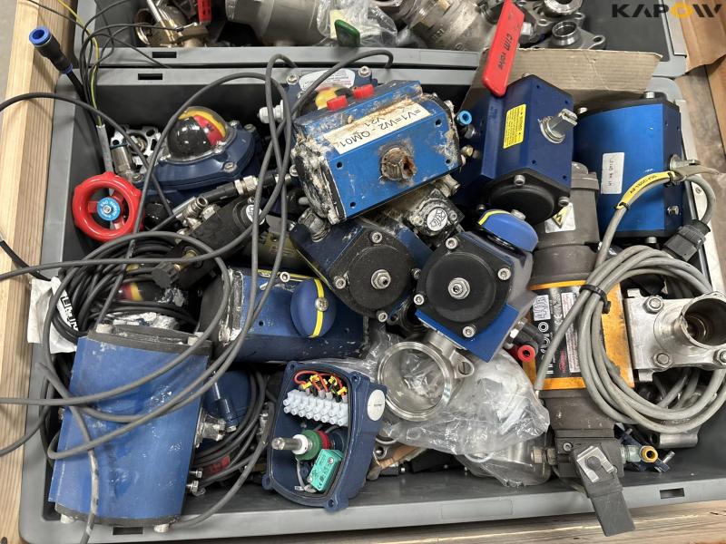 Various compressed air equipment - actuators 12