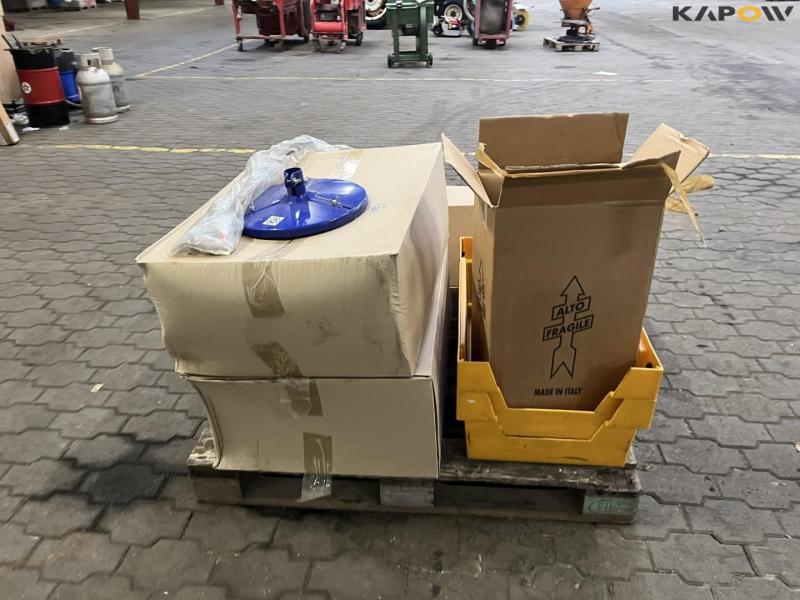 Miscellaneous workshop equipment 4