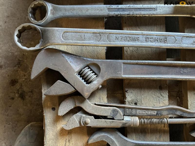 Miscellaneous tools 14