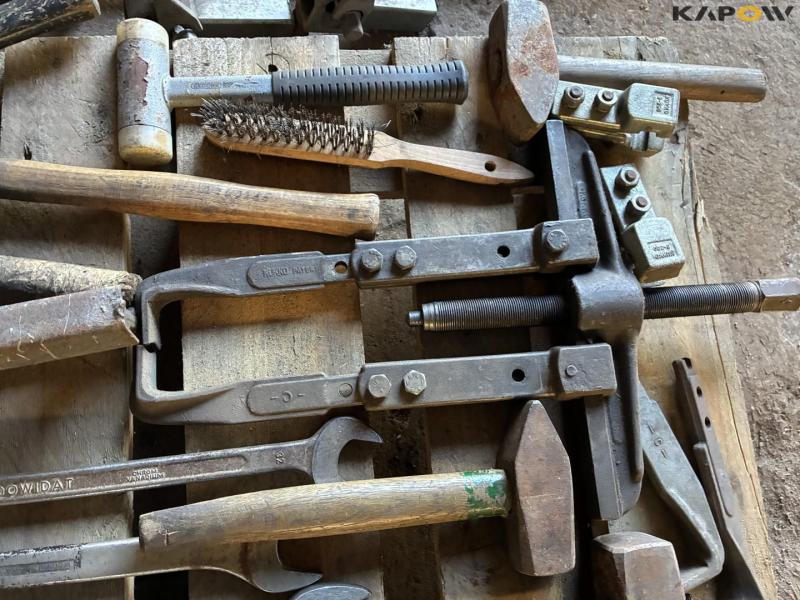 Miscellaneous tools 19