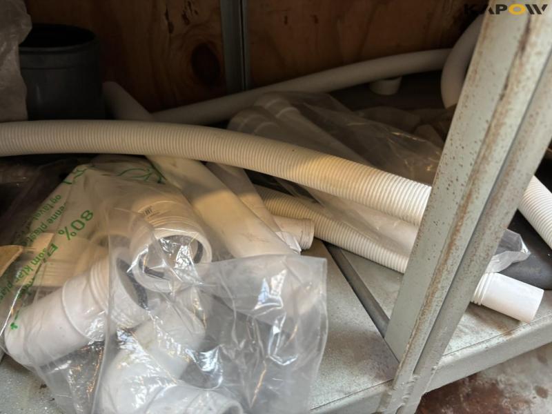 Miscellaneous plumbing parts 43