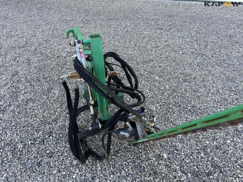 DK-TEC CHJ-F180 hedge trimmer with Euro hitch 10