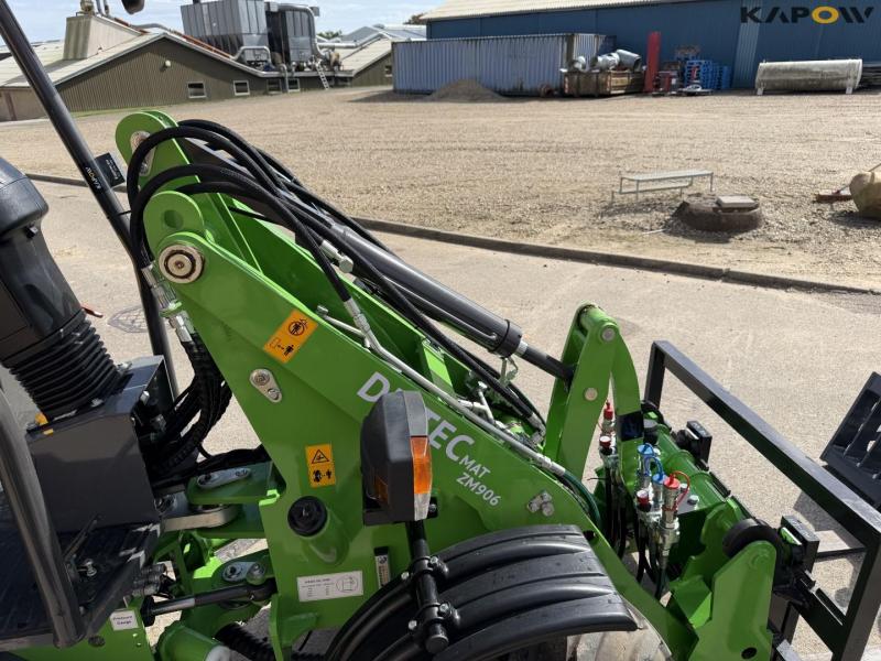 DK-TEC MATZM906 mini loader with accessories 14