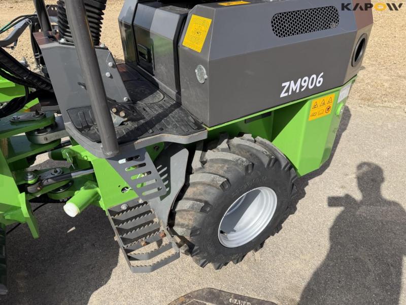 DK-TEC MATZM906 mini loader with accessories 20