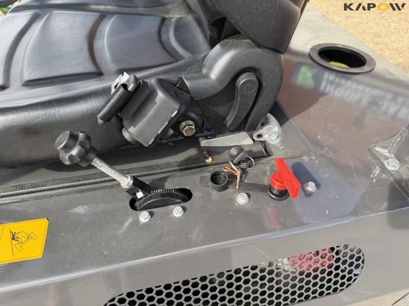 DK-TEC MATZM906 mini loader with accessories 30