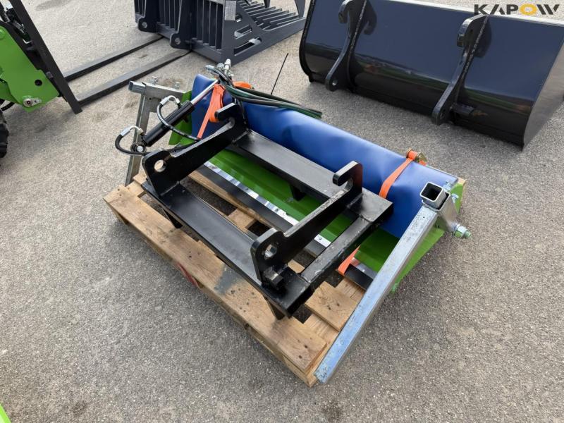 DK-TEC MATZM906 mini loader with accessories 58