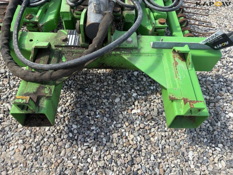Double straw rake 8