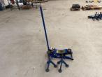 Jack TMG2501 and trestles 4