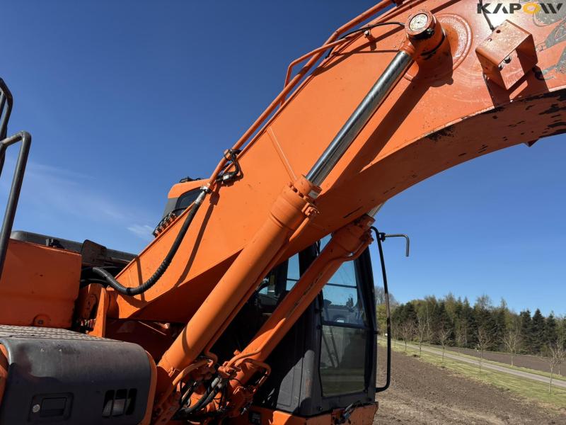 Doosan DX 225LC excavator 21